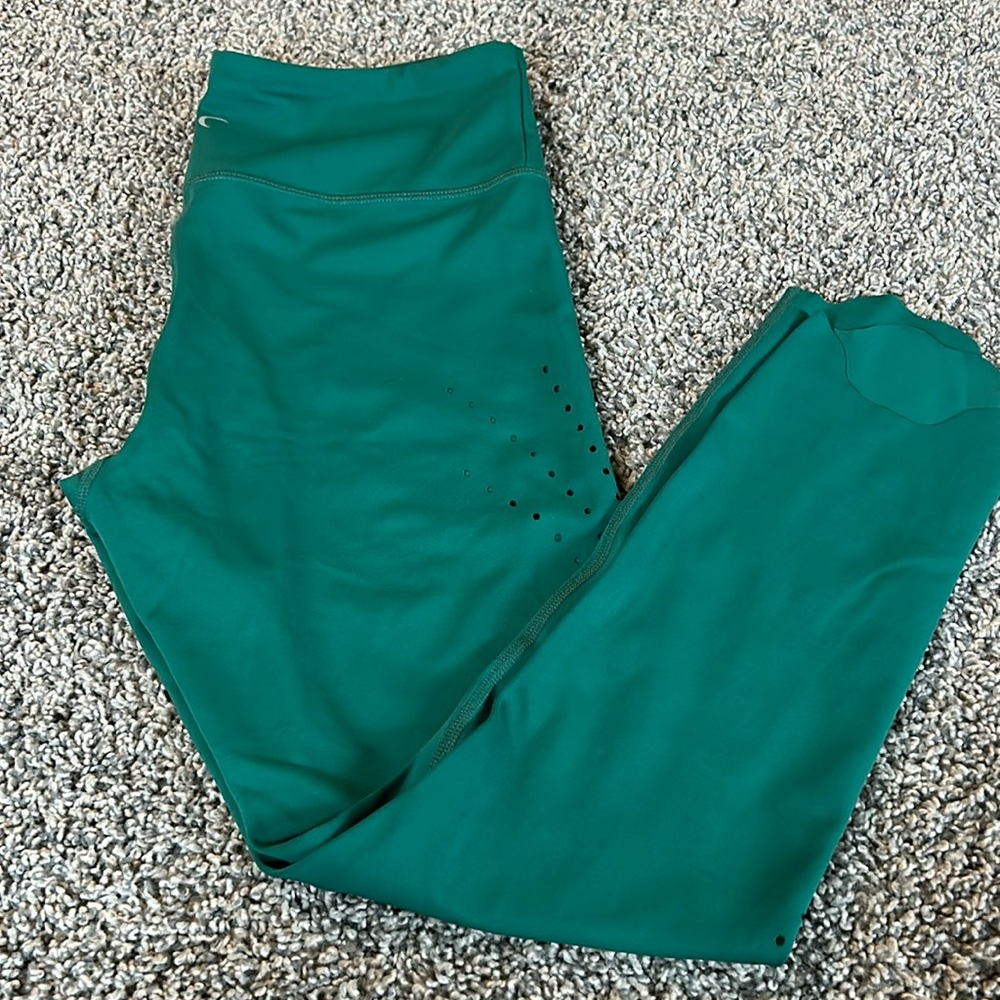 EUC Zyia Island Pine Chill Leggings